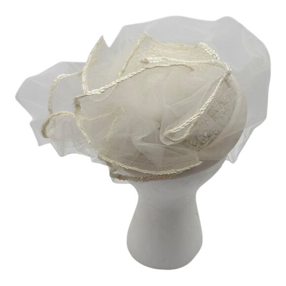Vintage White Off-white Hat W/ Netting Sequins Classic Pillbox Wedding Chic 60’s main image 11
